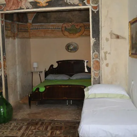 Corte Candelora Bed & Breakfast *